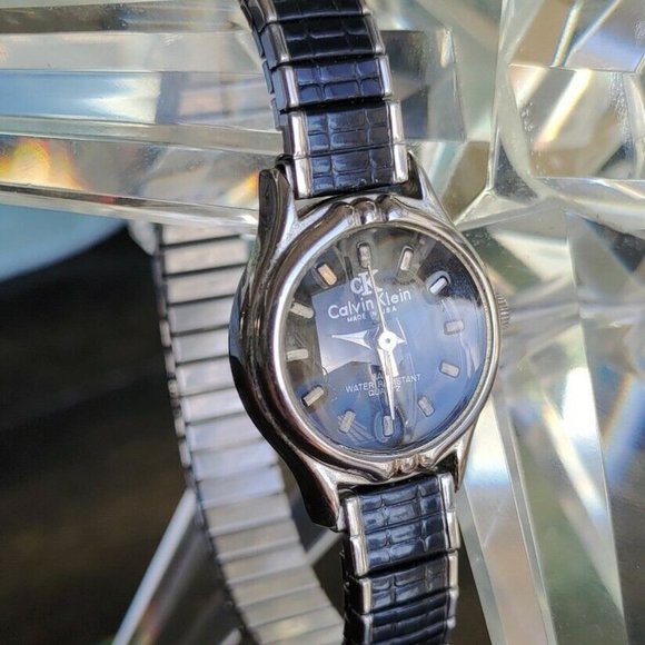 Rare Vintage Tiny Ladies Black Calvin Klein Watch Speidel Band New Battery VHTF - Picture 4 of 8
